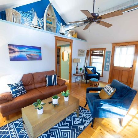 The Charming Glenn Cottage! Walk To Lake Michigan! Fennville Экстерьер фото