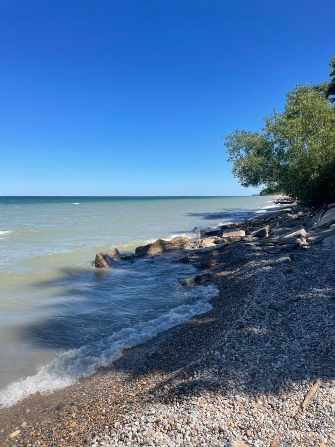 The Charming Glenn Cottage! Walk To Lake Michigan! Fennville Экстерьер фото