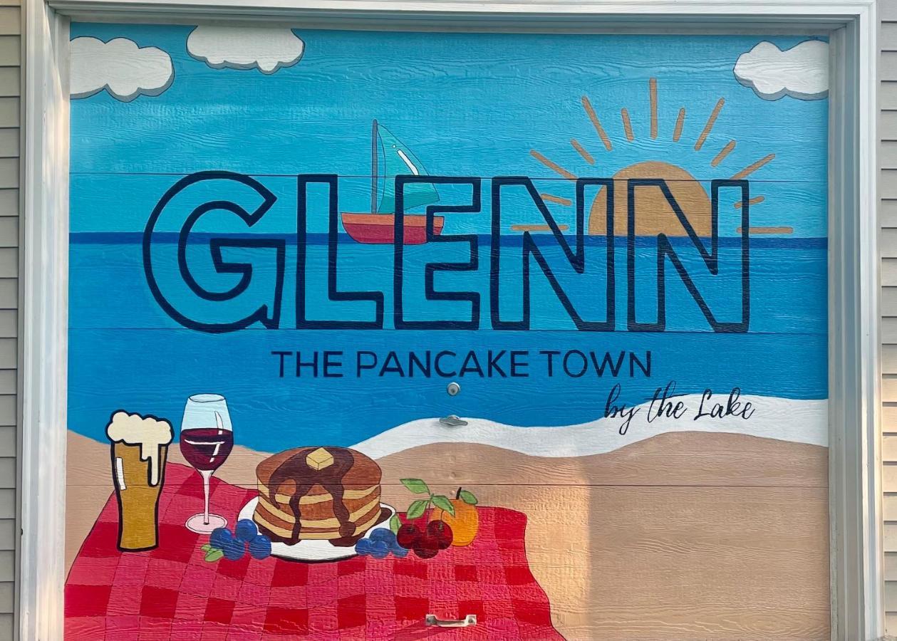 The Charming Glenn Cottage! Walk To Lake Michigan! Fennville Экстерьер фото
