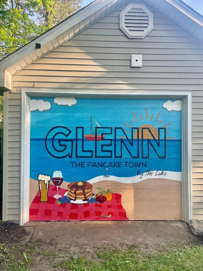 The Charming Glenn Cottage! Walk To Lake Michigan! Fennville Экстерьер фото